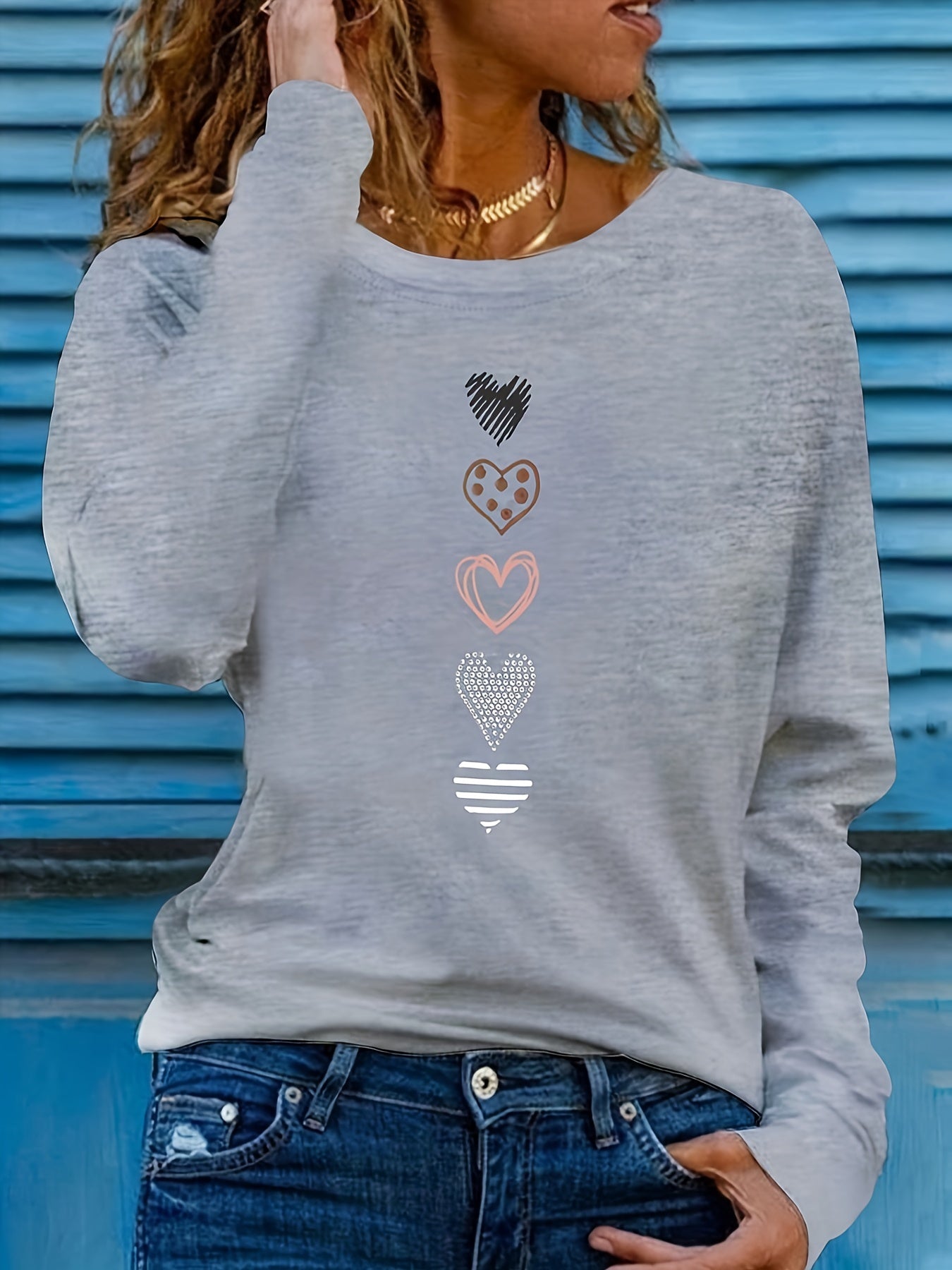 Camiseta informal de talla grande: adorable estampado de corazones, mangas largas cómodas, escote redondo clásico, elasticidad media para un ajuste favorecedor; diseñada específicamente para mujeres