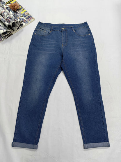 Vaqueros de talle alto, elásticos, con pernera cónica y enrollables, de talla grande