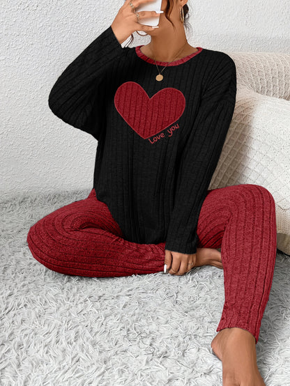 Conjunto de ropa de estar por casa con pantalones largos y mangas largas ajustados con forma de corazón en talla grande