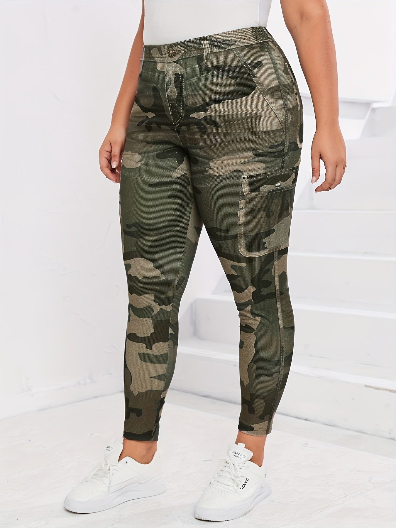 Leggings ajustados con estampado de camuflaje de talla grande y elásticos: leggings de cintura alta, cómodos, suaves y transpirables para primavera y verano: ropa de talla grande para mujeres con curvas