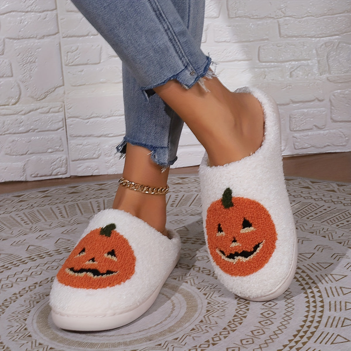 Cozy Halloween Cartoon Pumpkin House Slippers