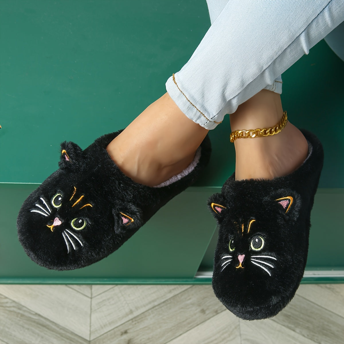 Cozy Cartoon Cat Plush Slippers for Women - LuxyXO