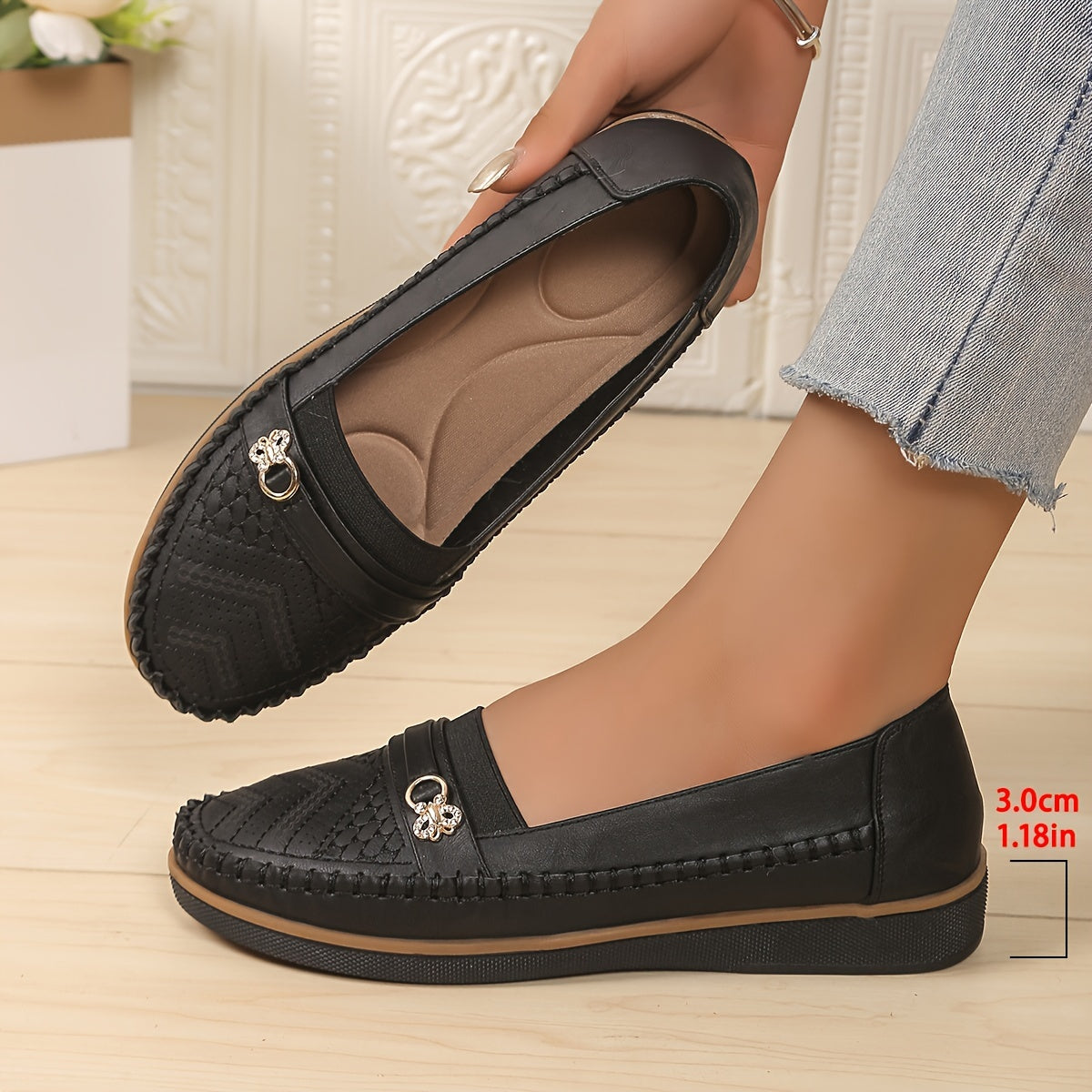 Elegant Women's Slip-On Loafers with Decorative Buckle - Retro Solid Color, Versatile Casual Shoes