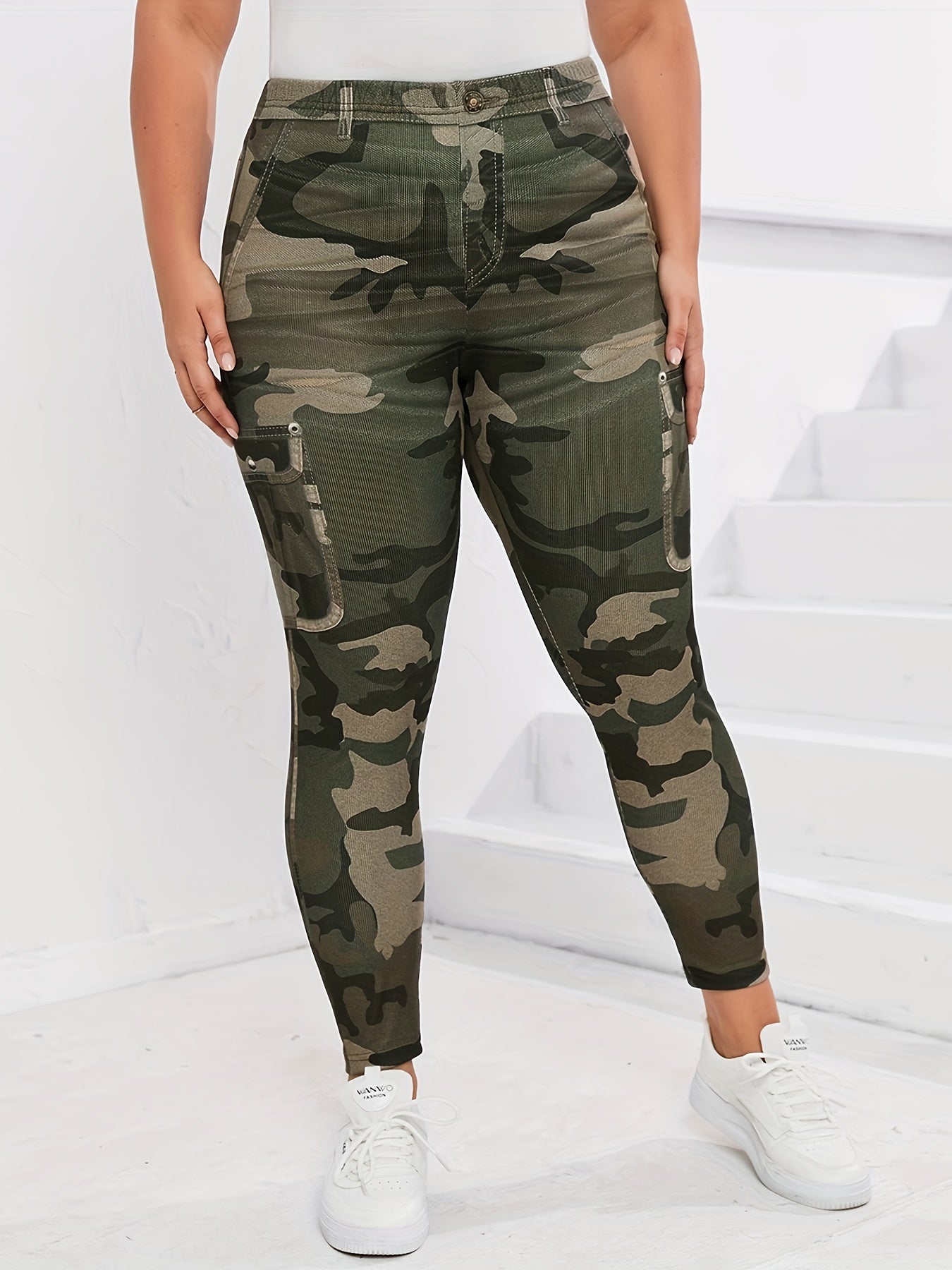 Leggings ajustados con estampado de camuflaje de talla grande y elásticos: leggings de cintura alta, cómodos, suaves y transpirables para primavera y verano: ropa de talla grande para mujeres con curvas